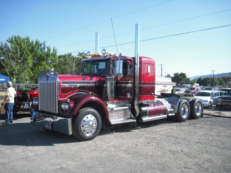 https://6066gmcguy.org/wp-content/uploads/2026/06/kenworth11-4.jpg