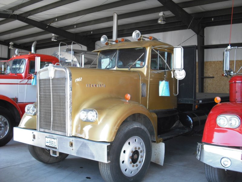 https://6066gmcguy.org/wp-content/uploads/2026/06/kenworth2-4.jpg