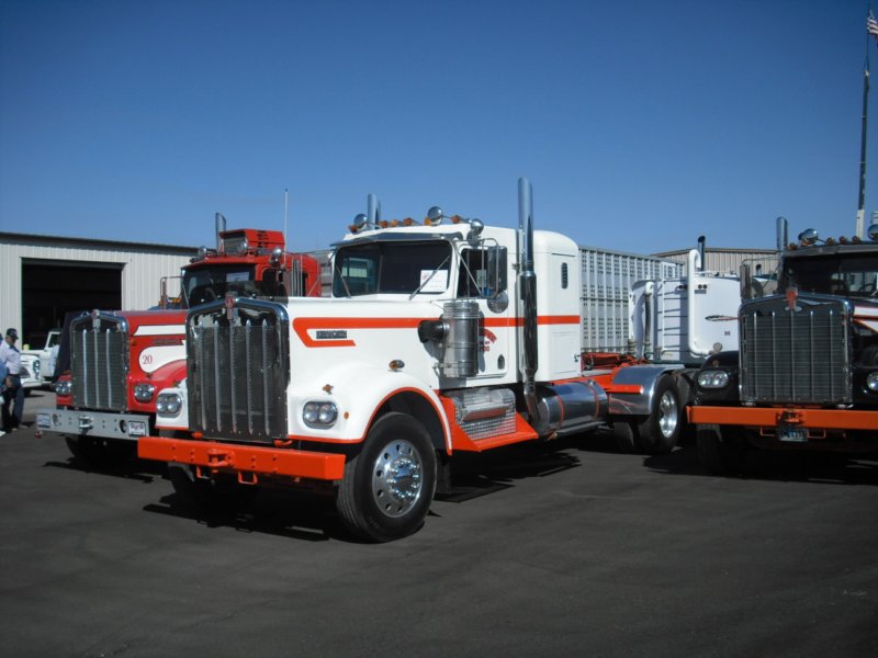 https://6066gmcguy.org/wp-content/uploads/2026/06/kenworth201-4.jpg