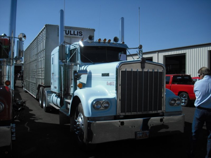 https://6066gmcguy.org/wp-content/uploads/2026/06/kenworth3-4.jpg