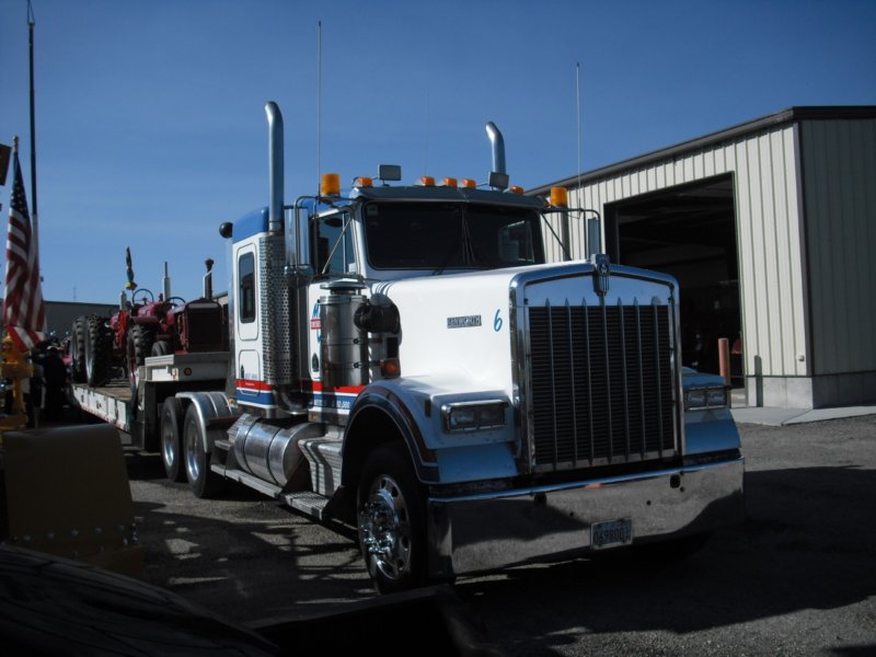 https://6066gmcguy.org/wp-content/uploads/2026/06/kenworth61-4.jpg