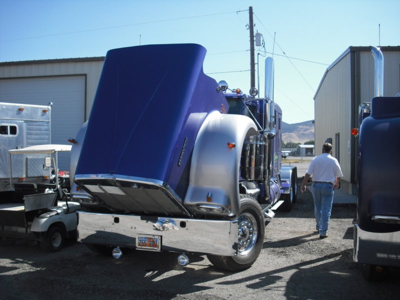 https://6066gmcguy.org/wp-content/uploads/2026/06/kenworth701-4.jpg