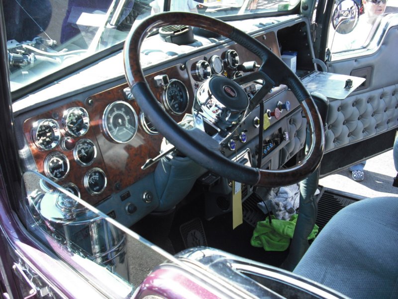 https://6066gmcguy.org/wp-content/uploads/2026/06/kenworthpickup103-4.jpg