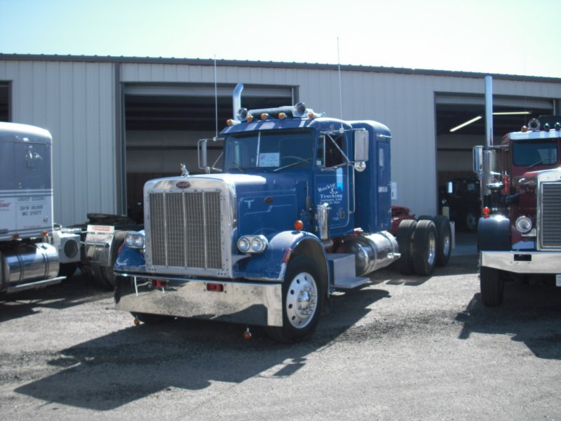https://6066gmcguy.org/wp-content/uploads/2026/06/peterbilt1002-4.jpg