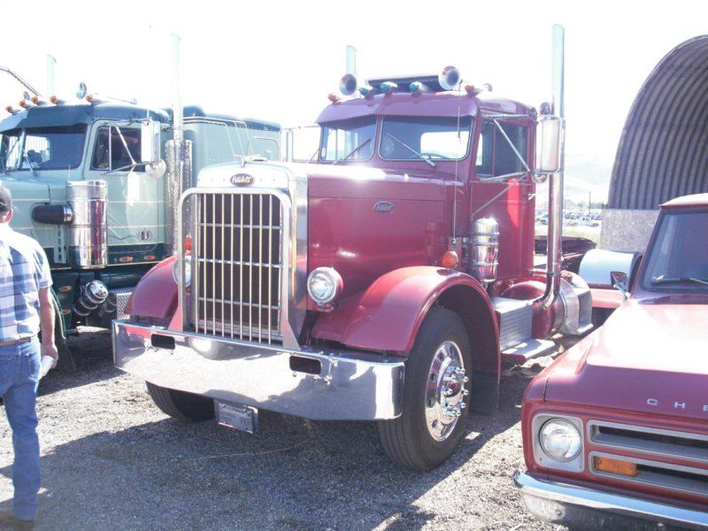 https://6066gmcguy.org/wp-content/uploads/2026/06/peterbilt201-4.jpg