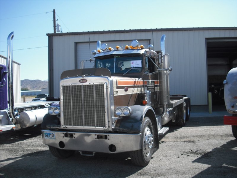 https://6066gmcguy.org/wp-content/uploads/2026/06/peterbilt7381-4.jpg