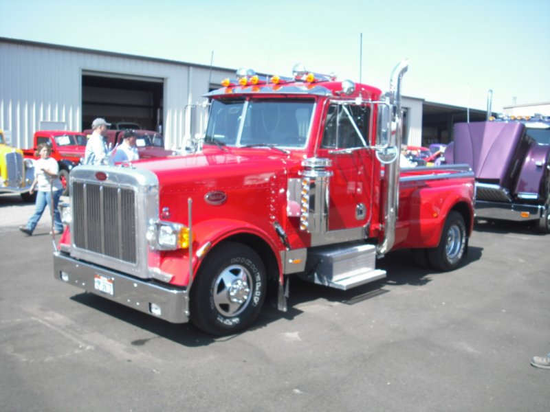 https://6066gmcguy.org/wp-content/uploads/2026/06/peterbiltpickup106-4.jpg