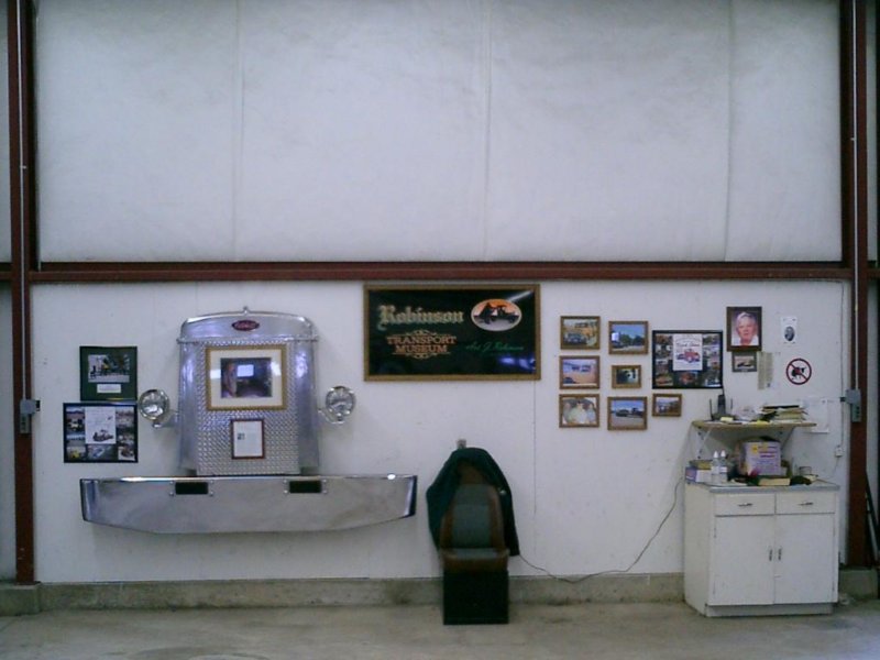 https://6066gmcguy.org/wp-content/uploads/2026/06/shop01-2.jpg
